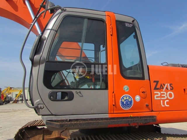 Hitachi ZX230