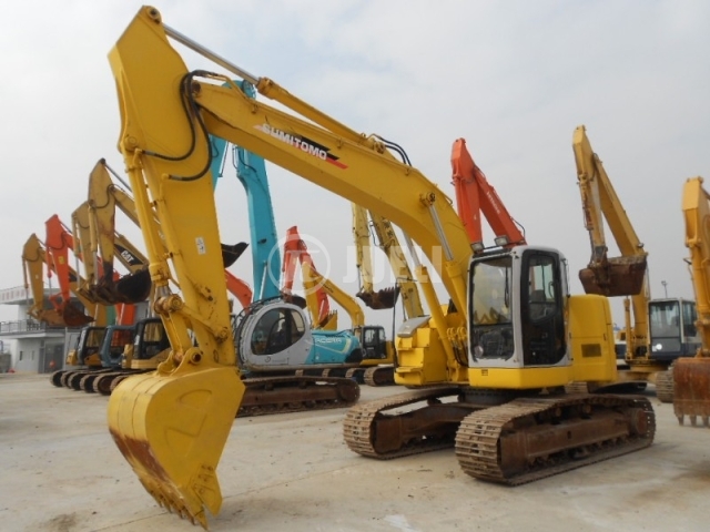 Sumitomo SH225X3