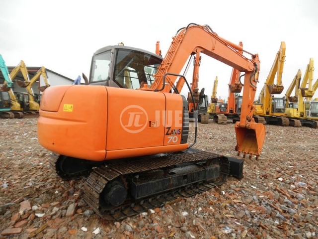 Hitachi ZX70-6