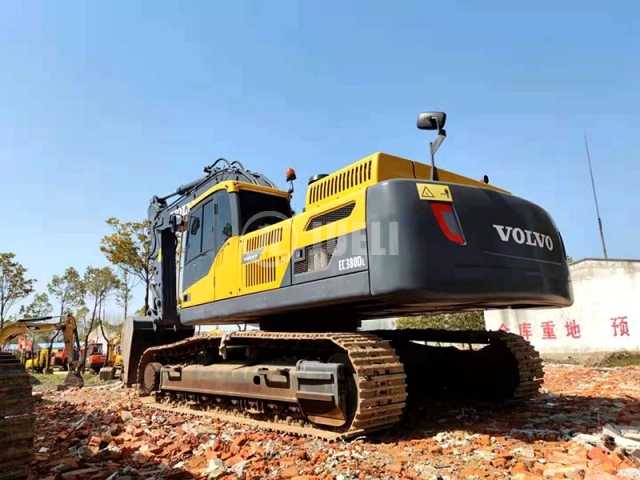 Volvo EC380D