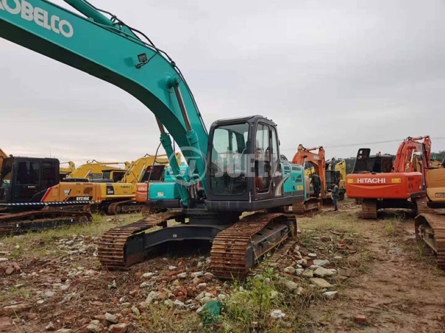 Kobelco SK250-8