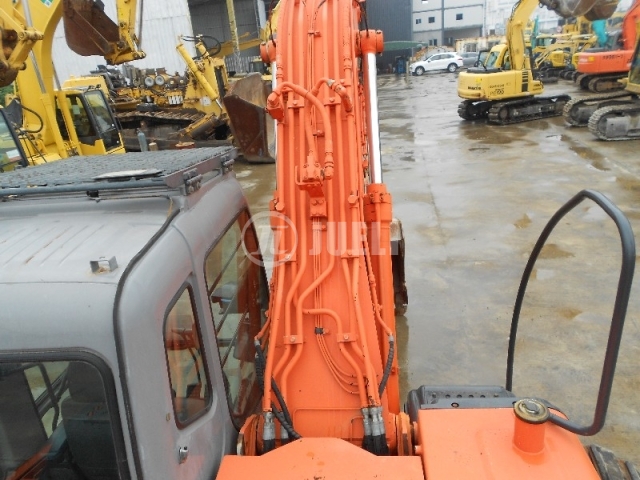 Hitachi ZX160