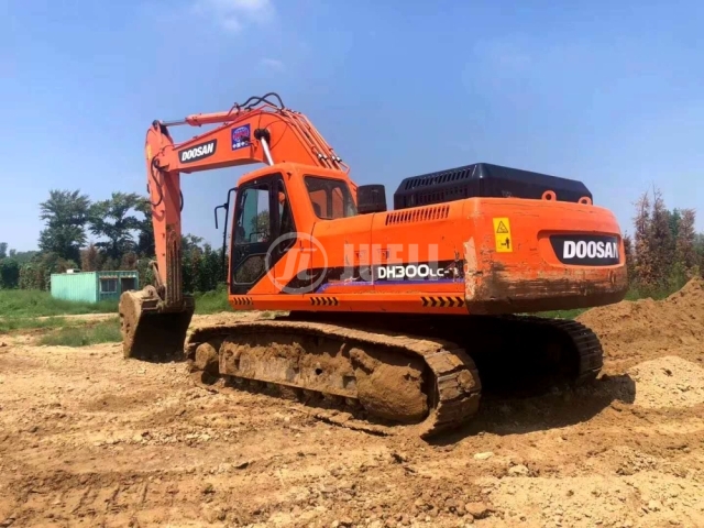 Doosan DH300-7