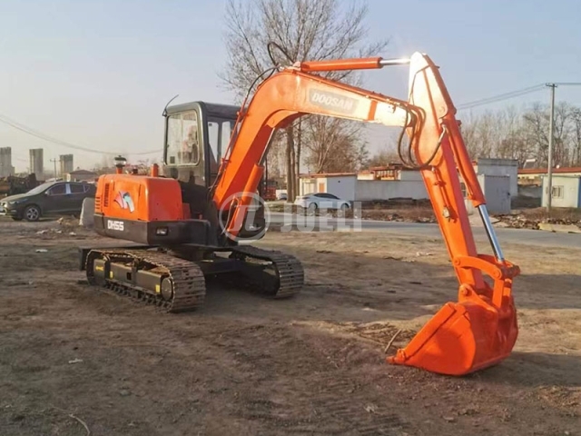 Doosan DH55