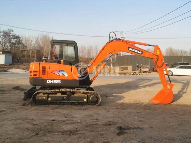 Doosan DH55