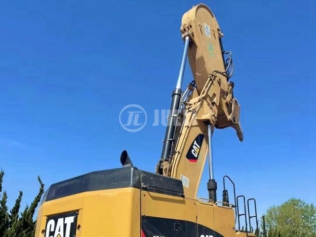 Caterpillar CAT374D