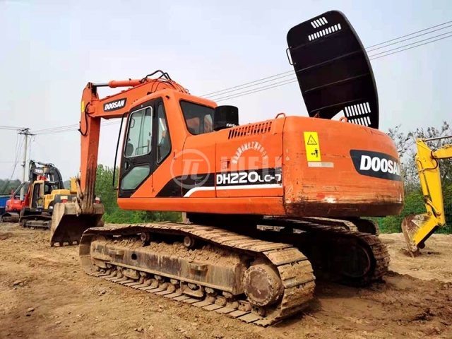 Doosan DH220-7