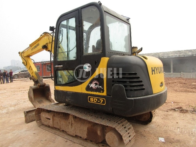 Hyundai R60-7