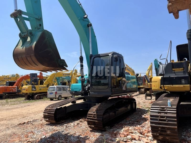 Kobelco SK200-8