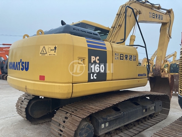 Komatsu PC160-7