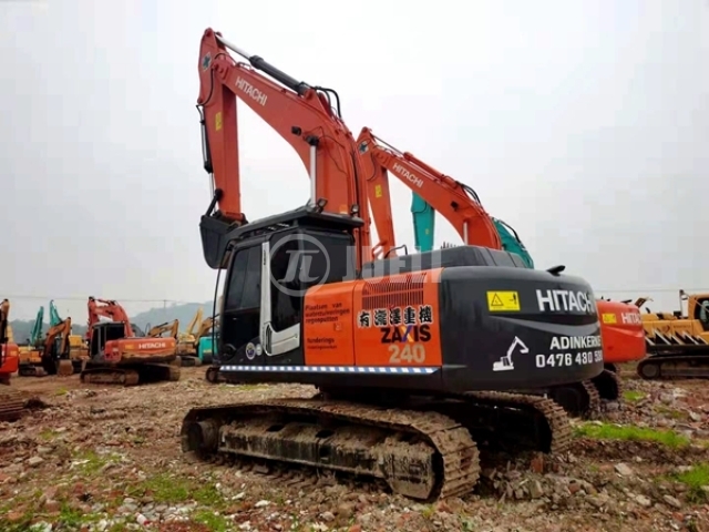 Hitachi ZX240-3