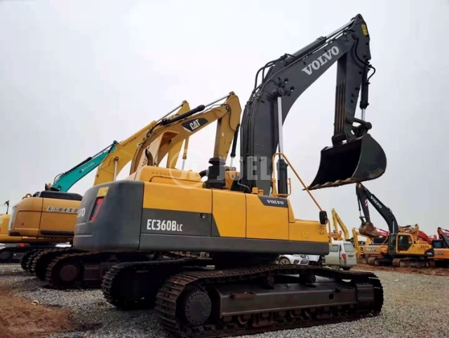 Volvo EC360B