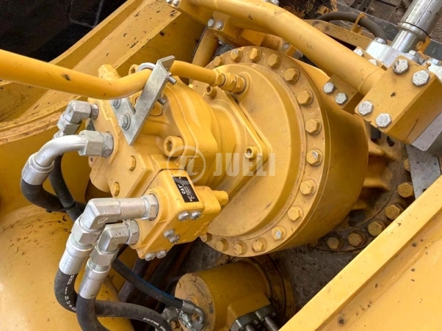 Caterpillar CAT390D